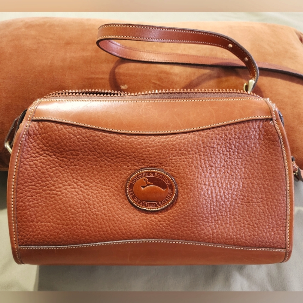 Dooney and Bourke Crossbody Purse